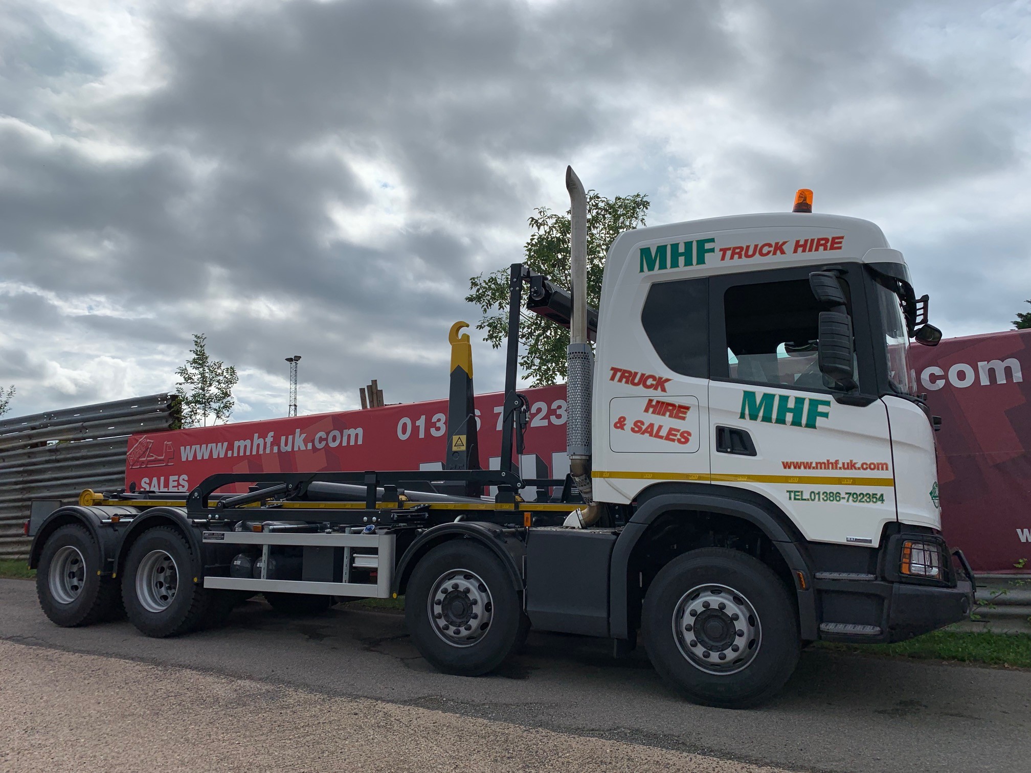 Hook Loaders and What to Consider When Buying One