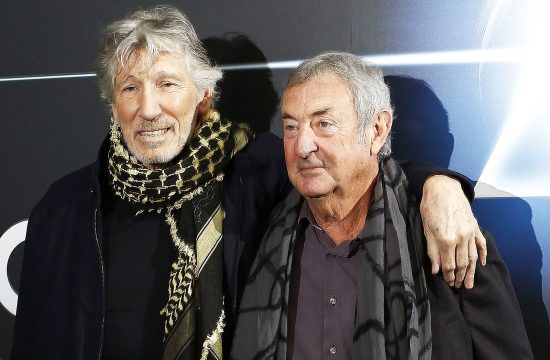 roger nick 550x360 at Pink Floyd Drummer Mason A Total Motorhead