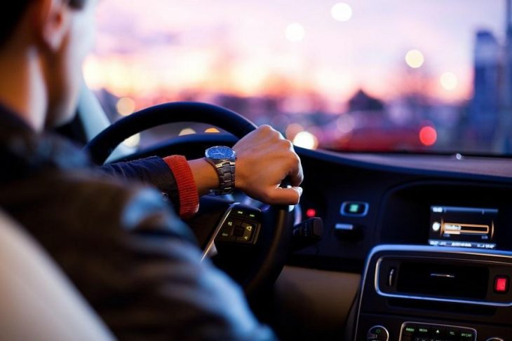 man driving 730x487 at Bad driving habits you should quit right now
