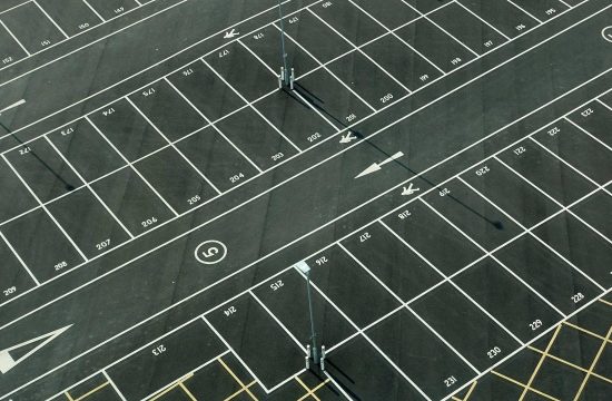 airport parking lot 550x360 at Best Car Safety Practices When Parking at the Airport