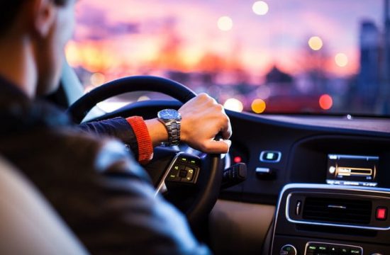Ridesharing Driver 550x360 at How to Succeed as a Ridesharing Driver