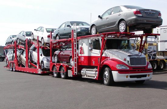 Why Choose Moving Labor Companies When Shipping a Car 550x360 at Why Choose Moving Labor Companies When Shipping a Car?