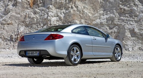 2010 Peugeot 407 Coupe 51 at 2010 Peugeot 407 Coupe with two new diesel engines