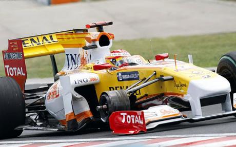 alonso wheel at F1: Renault banned from Valencia Grand Prix