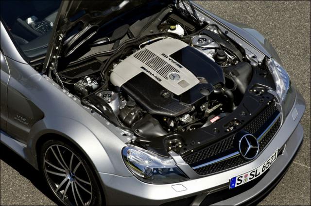 3 at Bad News : Mercedes to drop V12 engines