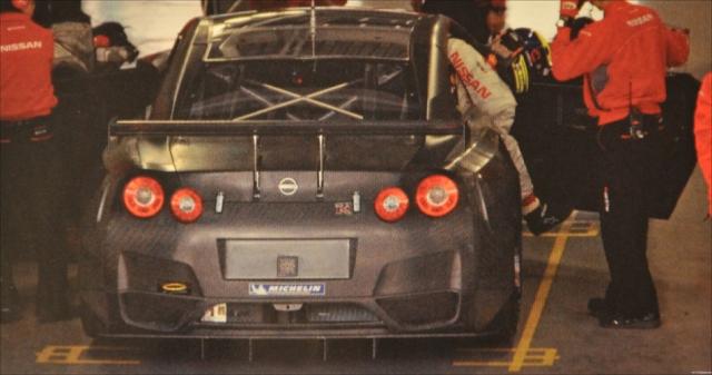nissan gt r lm fia gt1 spy 003 1227 950x673 at Nissan GT R FIA GT Racer Spied   Pictures Update