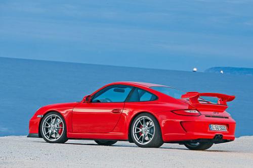 2009 911 gt3 3 at Facelifted Porsche 911 GT3 pictures and details