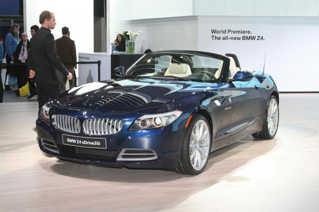 2010 bmw z4 at 2009 detroit auto show 6 at 2009 BMW Z4 Video and Live Pictures From Detroit