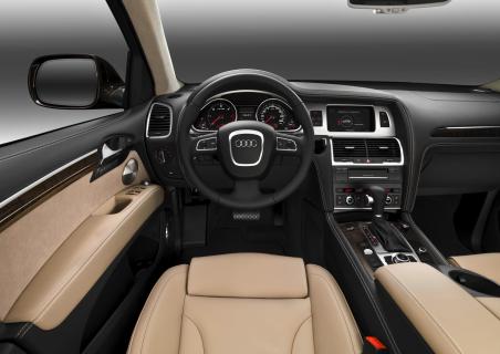 2010 audi q7 facelift 3 at 2010 Audi Q7 facelift revealed