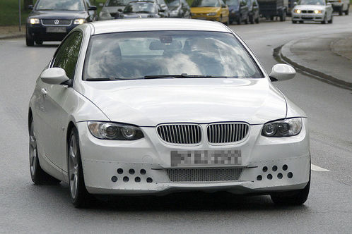 3 series facelift 2 at Spyshots: BMW 3 Series Coupe facelift