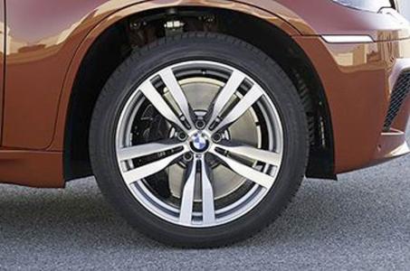 bmw x6m 7 at BMW X6M brakes cover ahead of debut